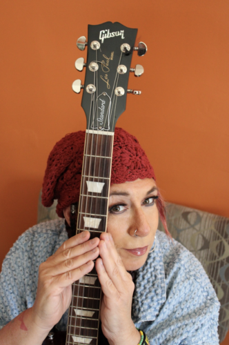Queen of Blues Rock Guitar Set for Waterfront Hall
